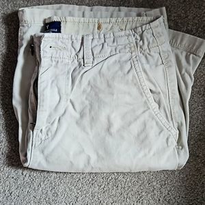 American eagle khaki shorts size 30